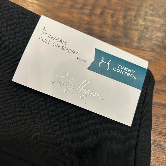 NWT 🍃 Lady Hagen Ladies Black Tummy Control Pull-on Shorts - 7 inch inseam - Picture 5 of 5